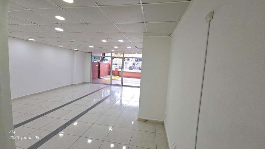 Alquiler de Local comercial en Vía Porras, 65m2 - Imagen 7