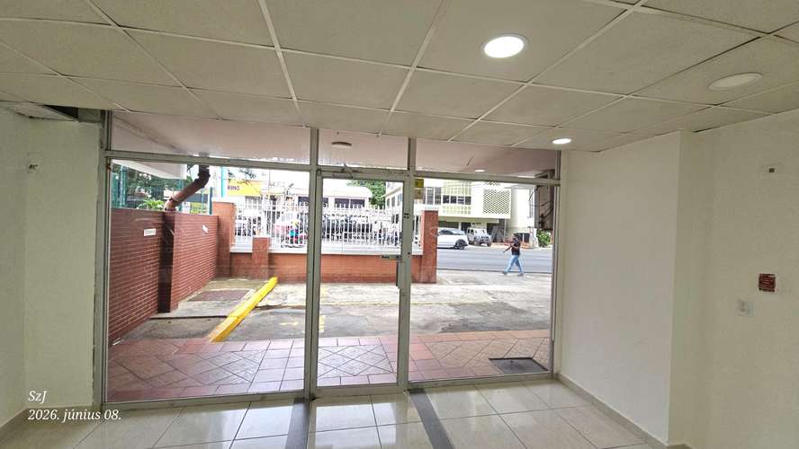 Alquiler de Local comercial en Vía Porras, 65m2 - Imagen 6