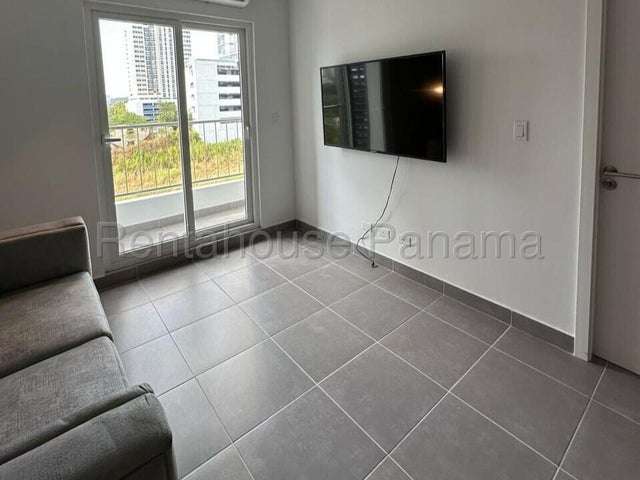 Alquiler de Apartamento Amoblado en Rio Abajo, P H Vista Pacifica 27LGG3168