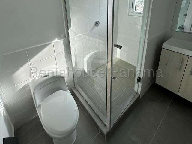 Alquiler de Apartamento Amoblado en Rio Abajo, P H Vista Pacifica 27LGG3168