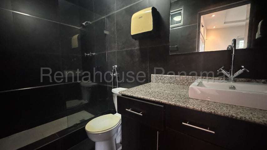 Casa Comercial en Venta Parque Lefevre 26EPP4389 - Imagen 13