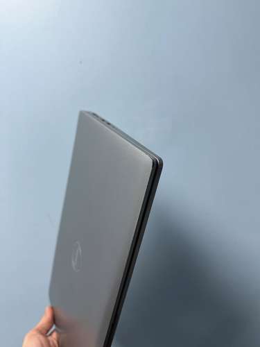 Dell Latitude 5540 i5 GEN 13, 24GB RAM, 512 SSD, Intel Iris Xe - Imagen 4