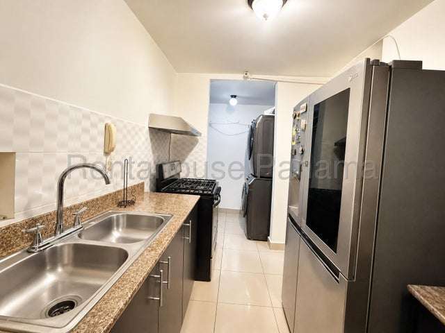 Venta de Apartamento Amoblado en Parque Lefevre, PH Centennial 27LGG3133