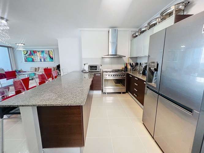 Alquiler de Apartamento Amoblado en San Francisco PH Waterfalls 