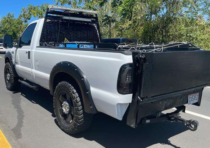 Ford F250 XL 4x4 Súper Duty - Imagen 3