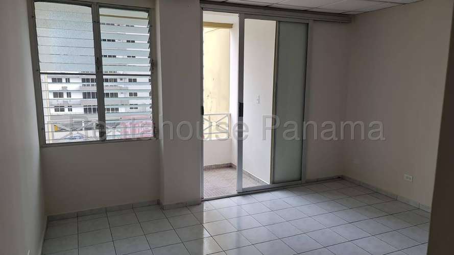 Se Alquila Apartamento en Condado del Rey EH