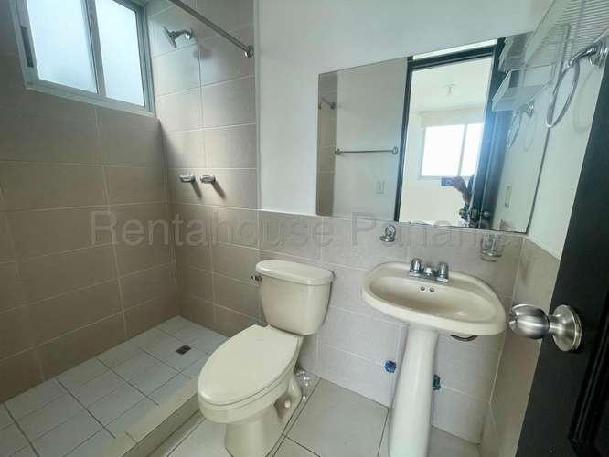Apartamento en Alquiler en Parque Lefevre 27AECC2885 - Imagen 10