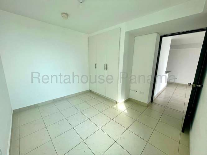Apartamento en Alquiler en Parque Lefevre 27AECC2885 - Imagen 11