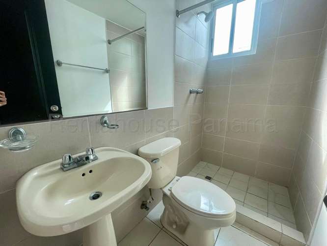 Apartamento en Alquiler en Parque Lefevre 27AECC2885 - Imagen 12