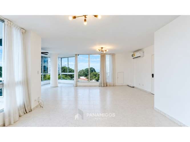Apartamento en alquiler en PH St. Angelo- Coco del Mar