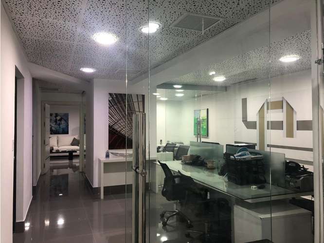 Alquiler de oficina amoblada | Bay Mall, Avenida Balboa - Imagen 3