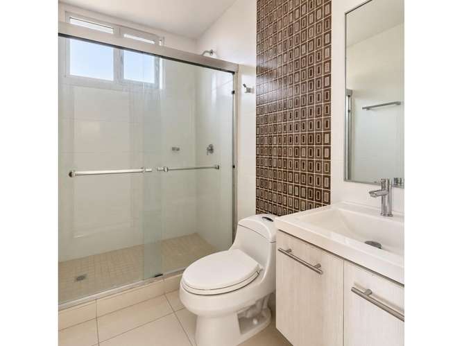 VENTA DE APARATMENTO EN PH TORRES DE VERSALLES - Imagen 7
