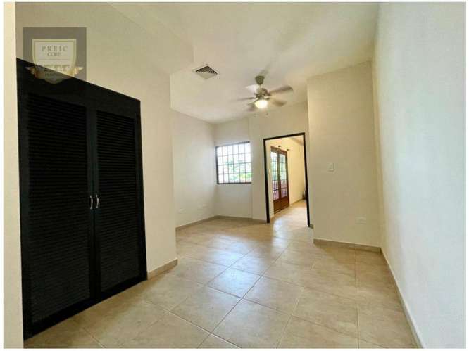 ALQUILER DE CASA EN ALBROOK CON PISCINA - Imagen 20