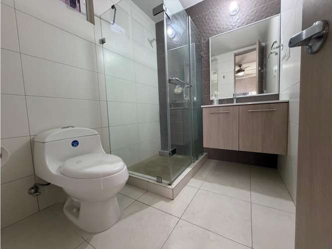 ALQUILER DE APARTAMENTO AMOBLADO EN PH TORRES DE VERSALLES - Imagen 15