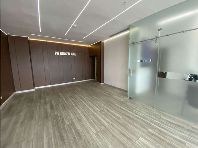 SE VENDE OFICINA 114M EN VIA BRASIL PH BRAZIL 405 ZONA DE ALTO TRAFICO