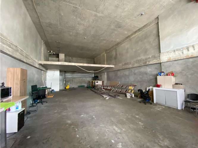 SE ALQUILA LOCAL COMERCIAL 205M EN VIA BRASIL CITY MALL PLANTA BAJA