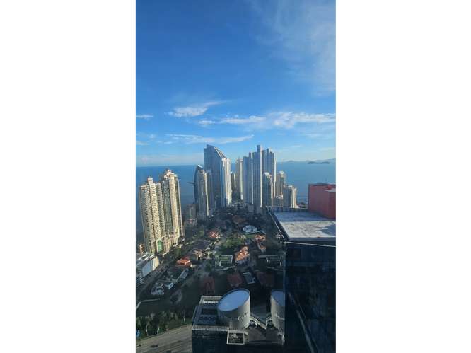 SE VENDE OFICINA OCEAN BUSSINESS PLAZA 1674M OBRA EN GRIS