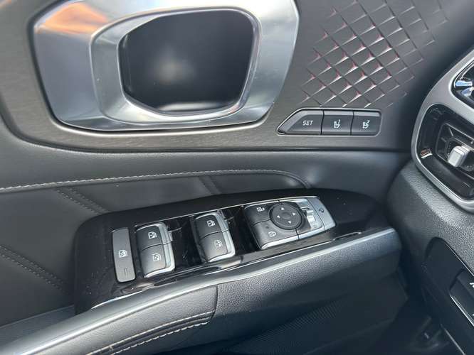 KIA SORENTO 2024 - Imagen 8