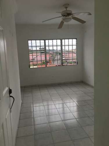 Alquilo apartamento en villa lucre - frente a supermercado el rey - Imagen 13