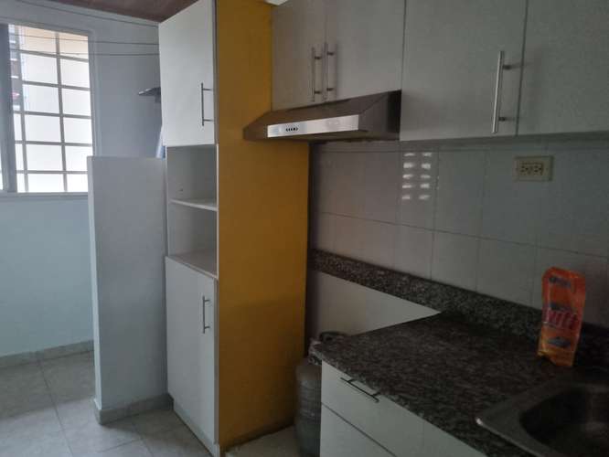 ALQUILER APARTAMENTO LAS ACACIAS 