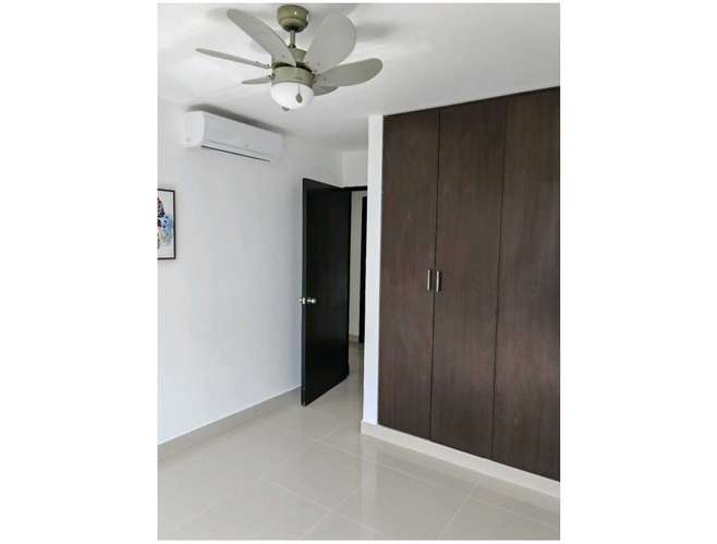 Se Vende Amplio Apartamento Familiar en PH Pine Hills, Albrook – Espacio, Seguridad y Entorno Verde - Imagen 9