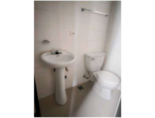 Se Vende Amplio Apartamento Familiar en PH Pine Hills, Albrook – Espacio, Seguridad y Entorno Verde - Imagen 12
