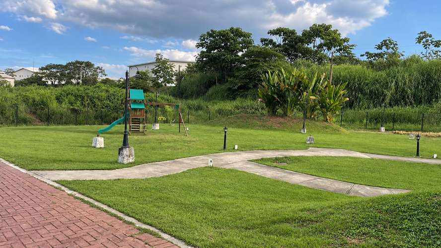 ALQUILER APARTAMENTO LAS MAÑANITAS