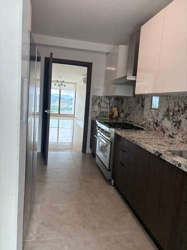 APARTAMENTO EN PH THE COLONIAL, SANTA MARÍA – 190 M²