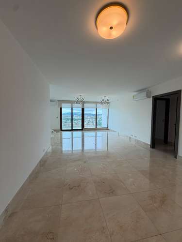 APARTAMENTO EN PH THE COLONIAL, SANTA MARÍA – 190 M²