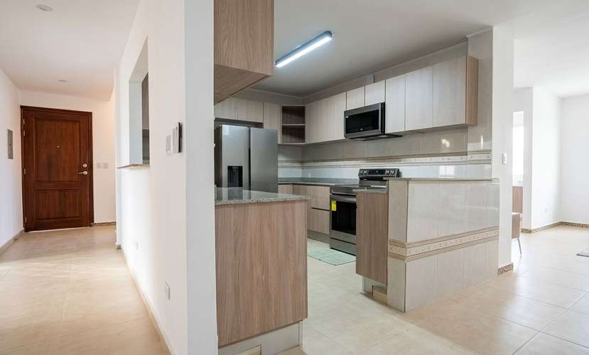 Casa en Las Acacias I con piscina y 20 estacionamientos - Imagen 6