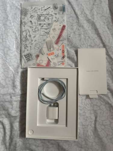 iPad 11” WiFi (A16) 128 GB + Apple Pencil USB-C - Imagen 5