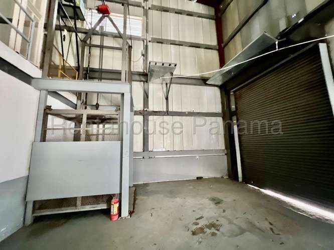 J2454GRR Venta de Galera en Don Bosco 