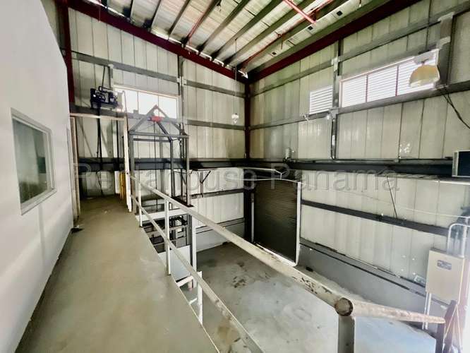 J2454GRR Venta de Galera en Don Bosco 
