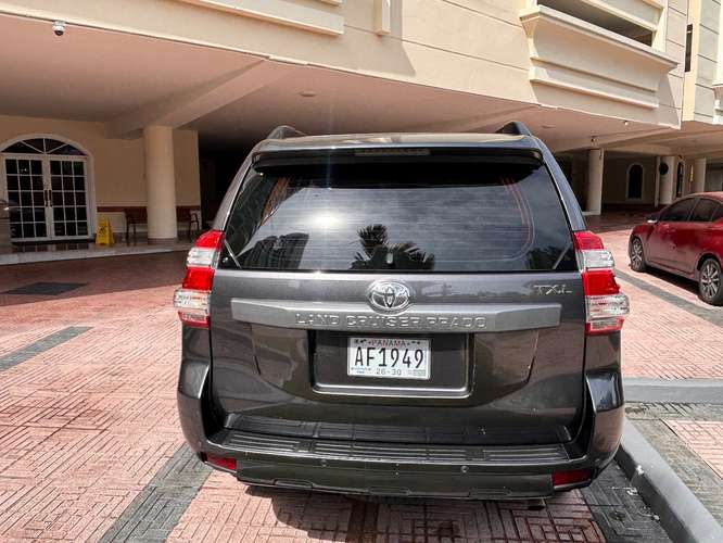 Toyota Prado 2014 único dueño impecable 129.500k directo - Imagen 6