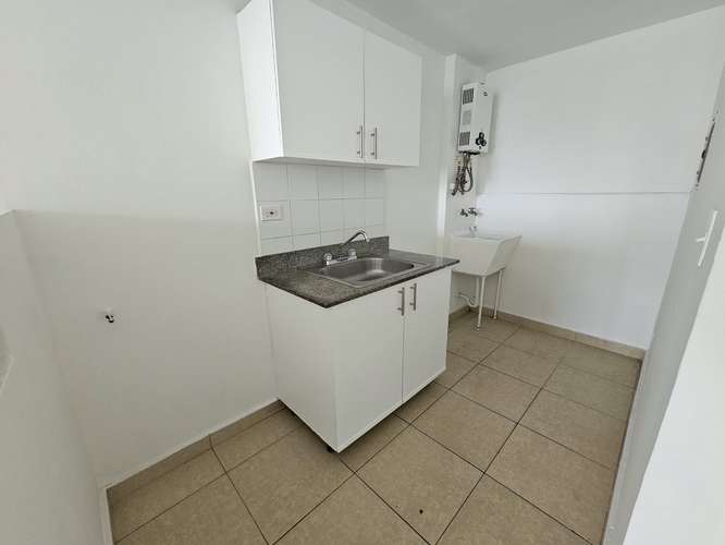  SE ALQUILA APARTAMENTO EN BELLA VISTA - Imagen 10