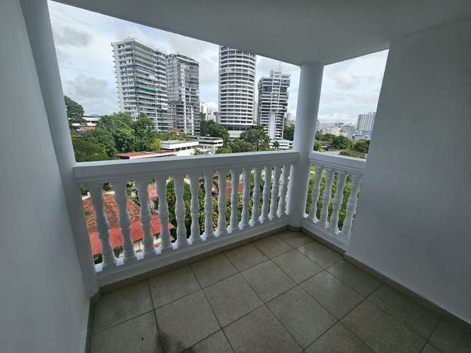  SE ALQUILA APARTAMENTO EN BELLA VISTA - Imagen 3