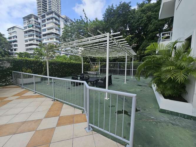  SE ALQUILA APARTAMENTO EN BELLA VISTA - Imagen 2