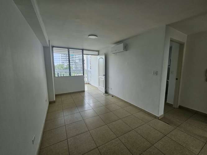  SE ALQUILA APARTAMENTO EN BELLA VISTA - Imagen 8