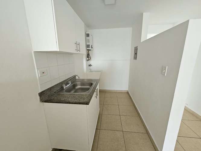 SE ALQUILA APARTAMENTO EN BELLA VISTA - Imagen 9