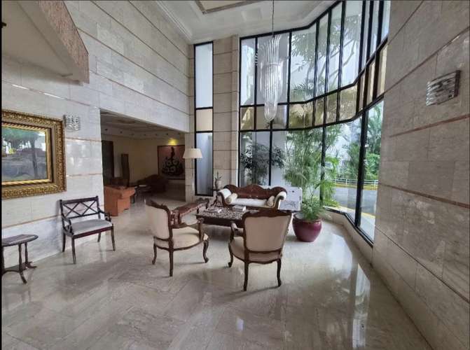Se Vende Apartamento en Pacific Hills, Dos Mares
