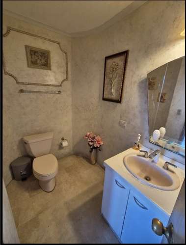 Se Vende Apartamento en Pacific Hills, Dos Mares