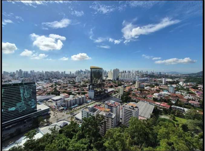 Se Vende Apartamento en Pacific Hills, Dos Mares