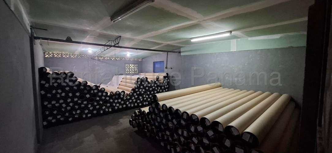 I5333GRR Venta de Galera en Parque Lefevre