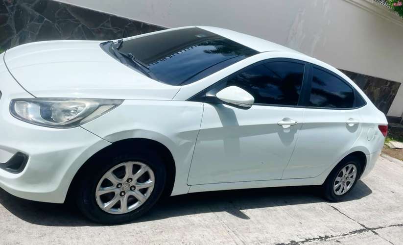 Remato Hyundai Accent  - Imagen 2