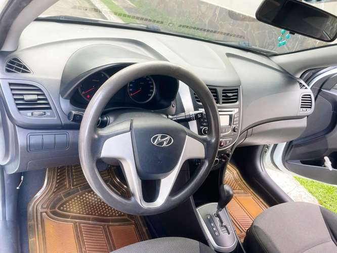 Remato Hyundai Accent  - Imagen 4