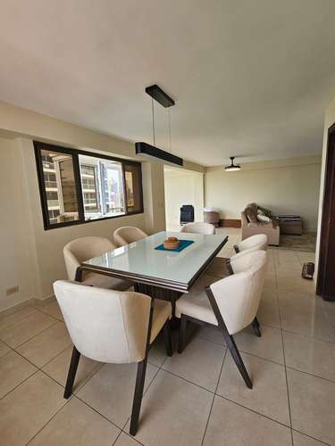 Apartamento Piso 12 (13B) | 150 m² | 3 Recámaras + 3 Baños + CBE | $1,100 USD/mes El Cangrejo