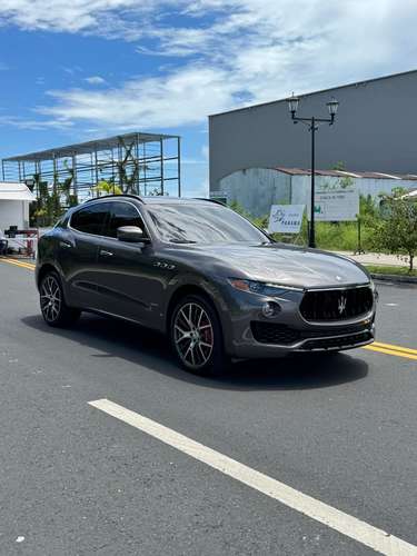 MASERATI LEVANTE 2018 SQ4 GRANSPORT IMPECABLE - Imagen 6