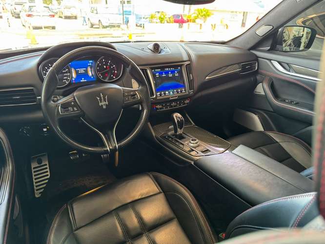 MASERATI LEVANTE 2018 SQ4 GRANSPORT IMPECABLE - Imagen 12