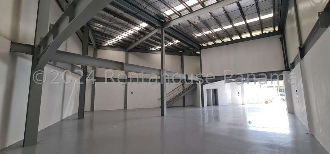 H379GRR Venta de Galera en Parque Lefevre  - Imagen 7
