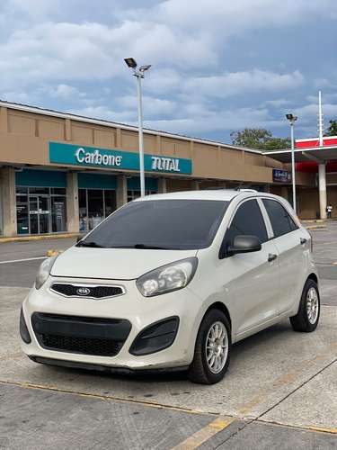 Kia Picanto 2013 automático | 70,000